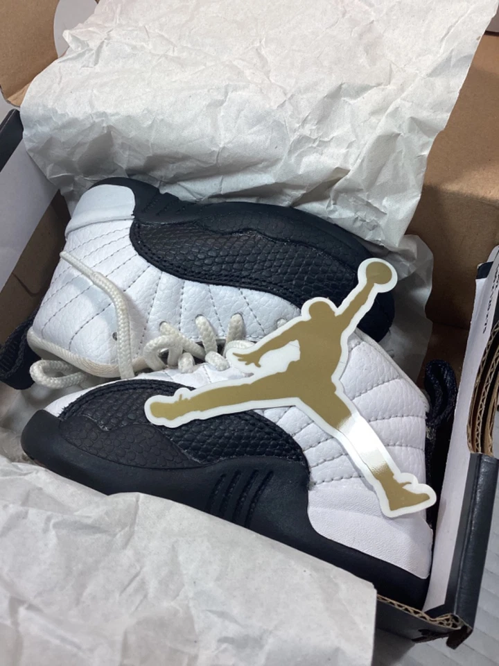 Nike Air Jordan 12 Retro Taxi Niño Pequeño Talla 4C Foto 2 de 4