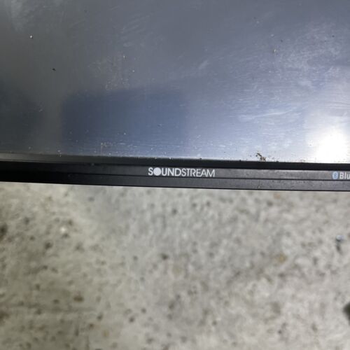 SoundStream VR-651B | 6,5" Unità principale audio touchscreen doppio din - Foto 5 di 9
