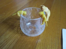 Cat Kittens Edge Sitting Rim Hanging Plastic Gold Yellow Decoration Blue Eyes