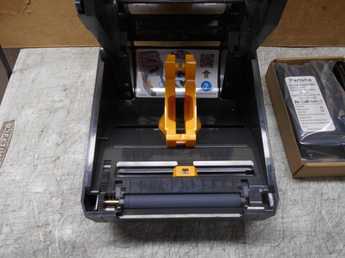 Zebra ZD420 Thermal Label Printer with new PS Ethernet 300 DPI ZD42043-T09000EZ - Afbeelding 9 van 10