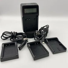 DigiPower Refuel Battery Charger With 3 Battery Options- RF-DSLR-700C