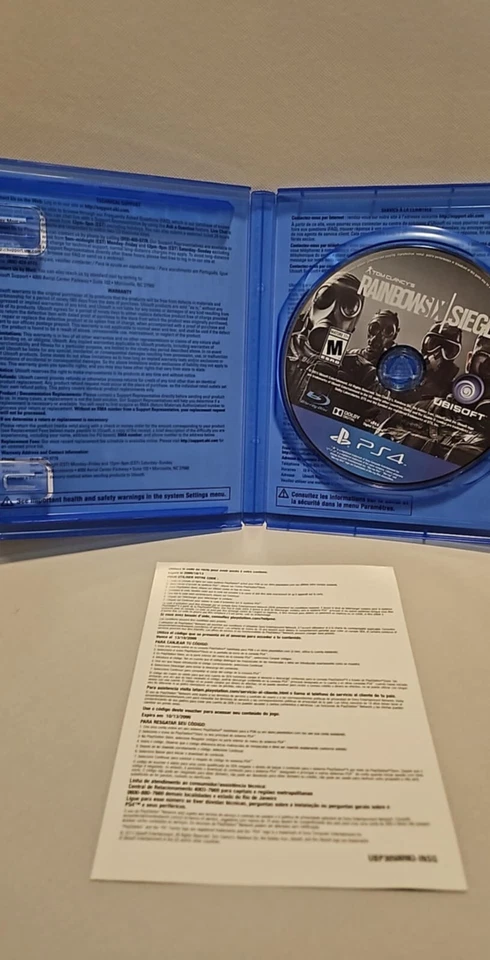 Tom Clancy's Rainbow Six Siege (PlayStation 4, 2015) - Image 3 of 3