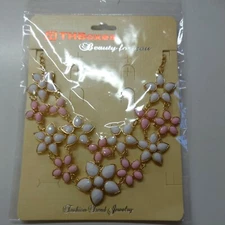 Fashion Jewellery Necklace White/Pink