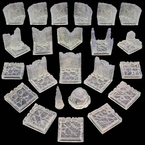 Set caverna di ghiaccio Dwarven Forge GT5-ICE nuova in scatola sigillata in fabbrica - Foto 2 di 2