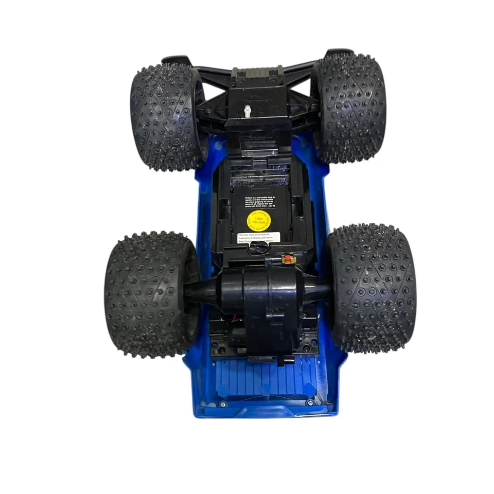 Vintage Nikko Chevrolet Avalanche RC Monster Truck 27MHz No Controller - Image 3 of 3
