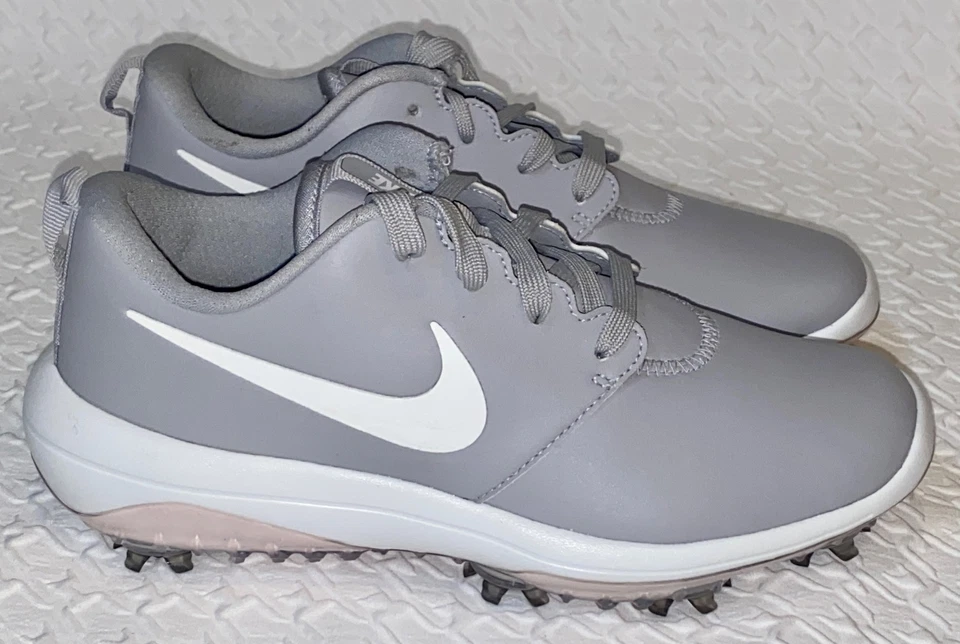 NIKE Roshe G Tour Damas Zapatos de Golf Botines Lobo Gris Blanco Rosa NUEVO Mujer 5 5.5 Foto 2 de 4