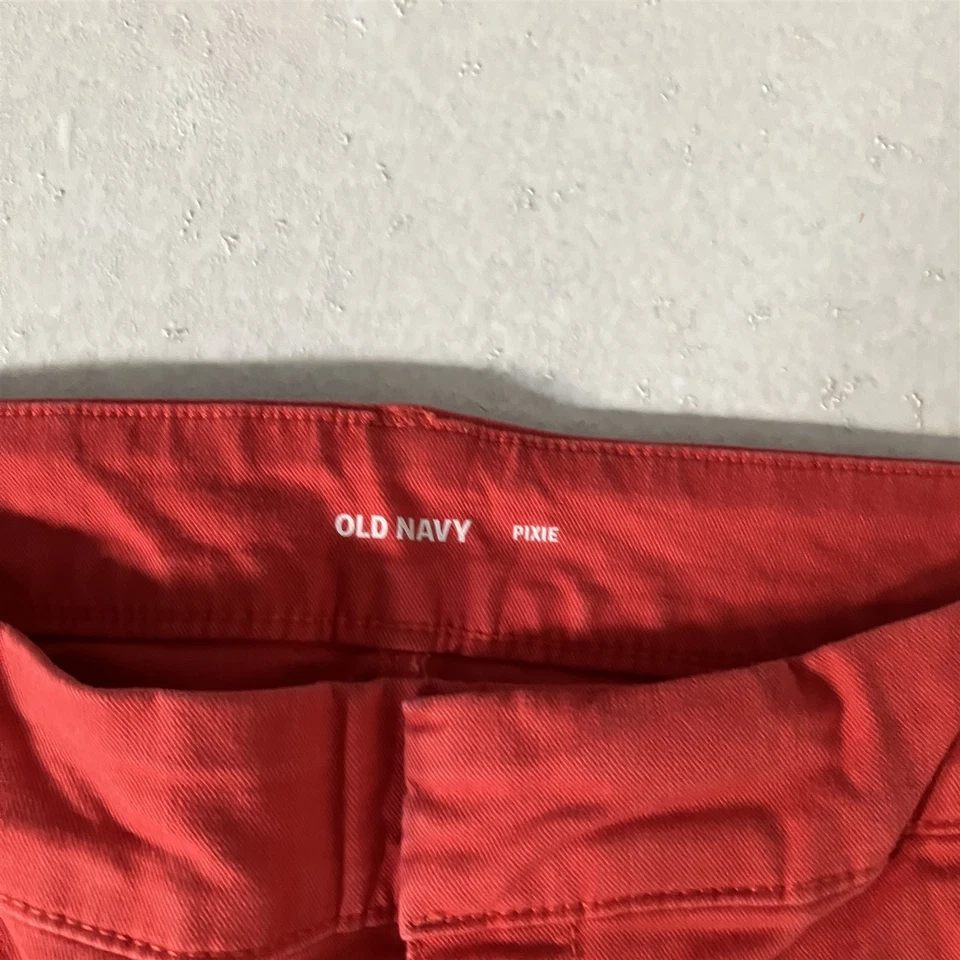Old Navy 14 Pink Red Stretch Chino Pixie Mid Rise Cropped Womens Pants - Image 4 of 4