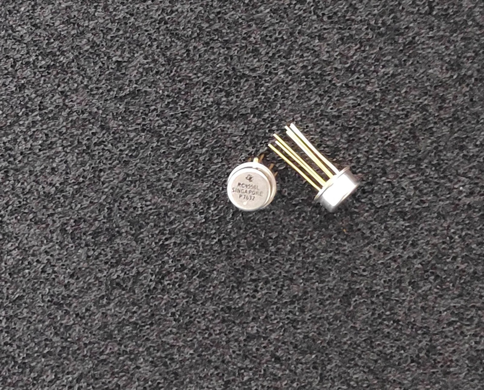 To99 2 Stück/pcs - RC4558L TEXAS INSTRUMENTS TO99 8pin Dual Operational ...