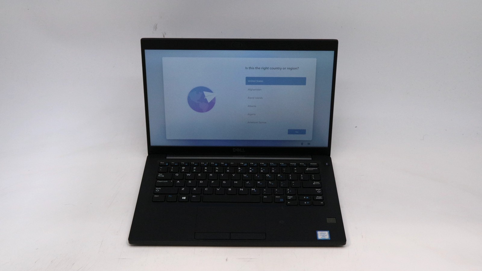 Dell Latitude 7390, 13-Inch Laptop, with INTEL(R) CORE(TM) I7-8650U CPU @ 1.90GHZ, 512GB NVMe, Windows 10 Pro