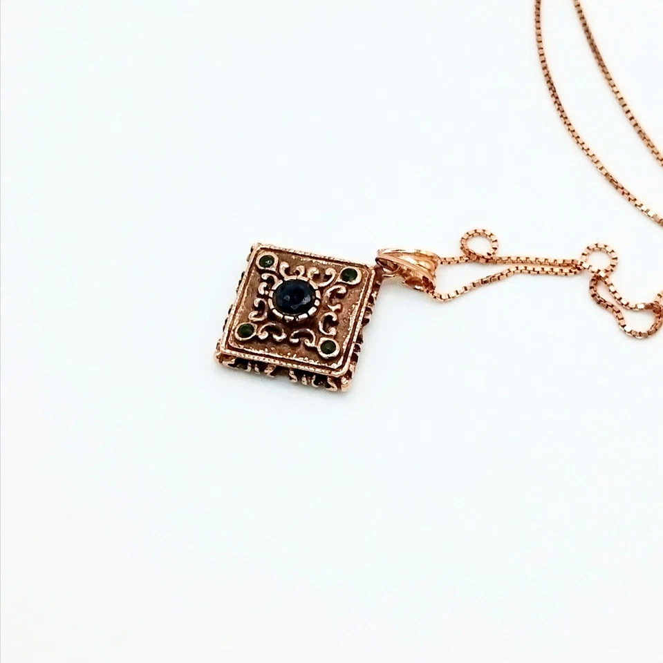 Pendente Vittoriano Argento 925 Rosé con Onice e Spinelli – Teorema Vicenza... - Immagine 4 di 4