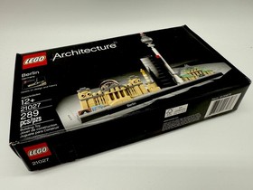 LEGO ARCHITECTURE BERLIN 21027 - COMPLETE WITH MANUAL AND BOX