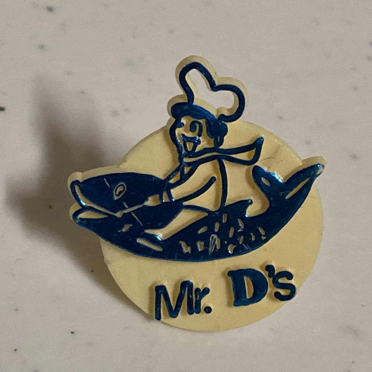 1970s CAPTAIN D's SEAFOOD HAMBURGERS Advertising Mascot Premium