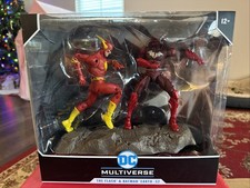 McFarlane Toys The Flash and Batman Earth     52 Multipack