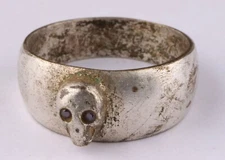Memento Mori ww2 WWII Skull Bones Ring war period ww1 WWI Battlefield artifact M