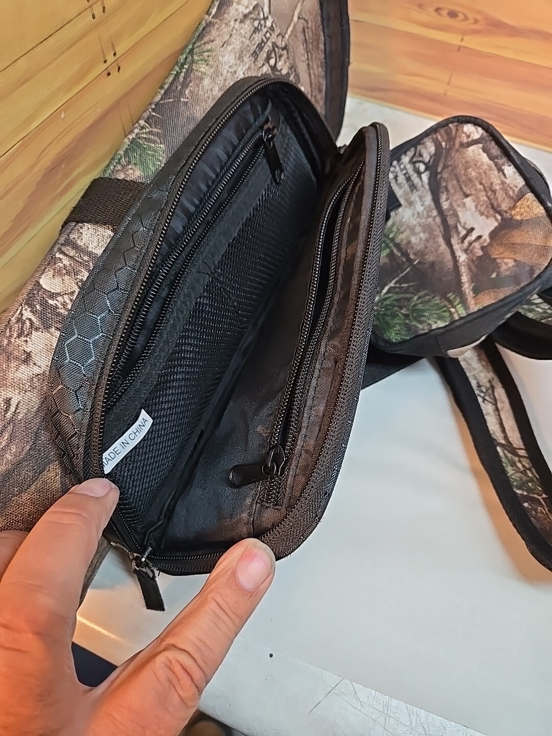 VISTA Brand Three Tube Archery Quiver; Camo