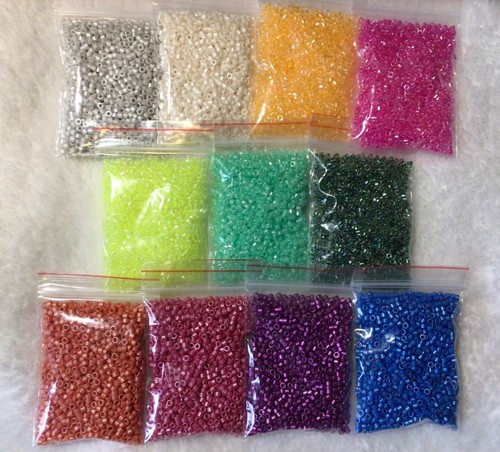 Wholesale Bulk Lot 220g Cylinder Glass Seed Beads Free Ship 11 Colors Peyote - Picture 1 of 7