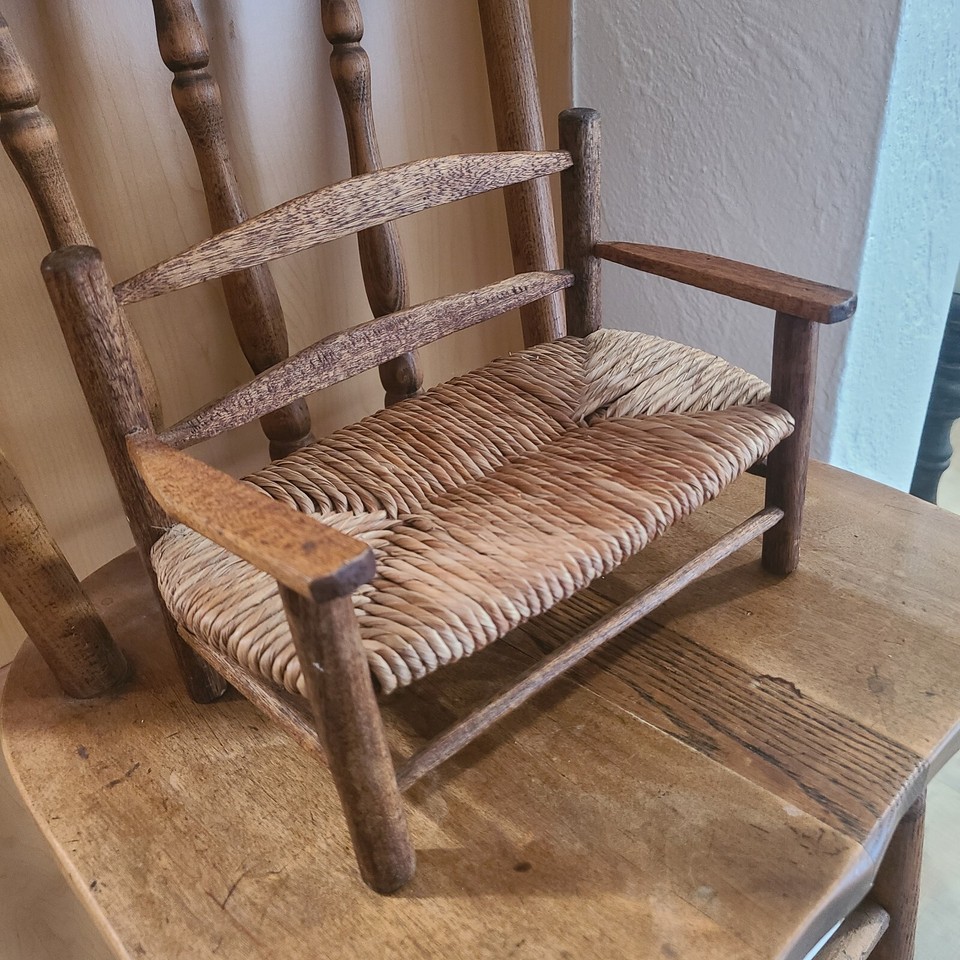 Vintage Doll/Plant Stand Bench HandDone RUSH SEAT Natural Wood