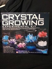 KidzLabs Crystal Growing Science Experimental Kit 7 Experiments- New Sealed