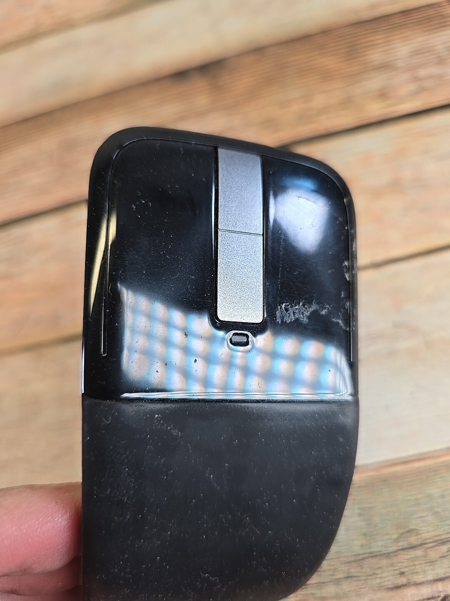 Microsoft Arc Touch Model 1428 Black Wireless Mouse - No Dongle