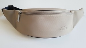 banane lacoste beige