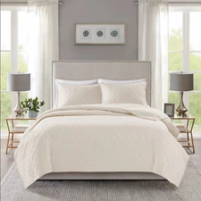 MADISON PARK FULL/QUEEN SIZE 3 PIECE COVERLET SET COLOR IVORY NEW 