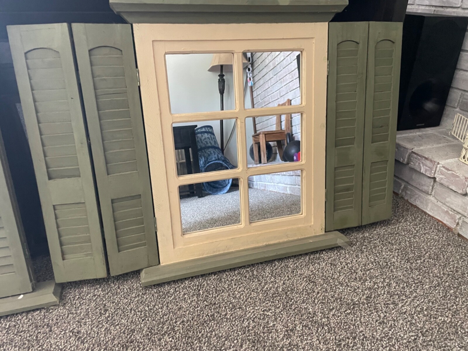 Picture 2 of 5