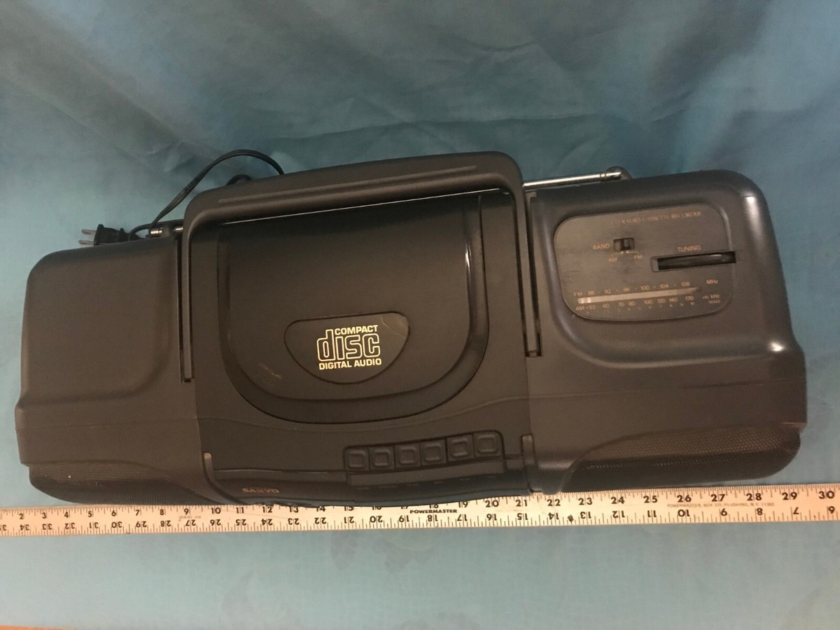 Vintage 1994 Sanyo CD AM/FM Radio Cassette Recorder Boombox