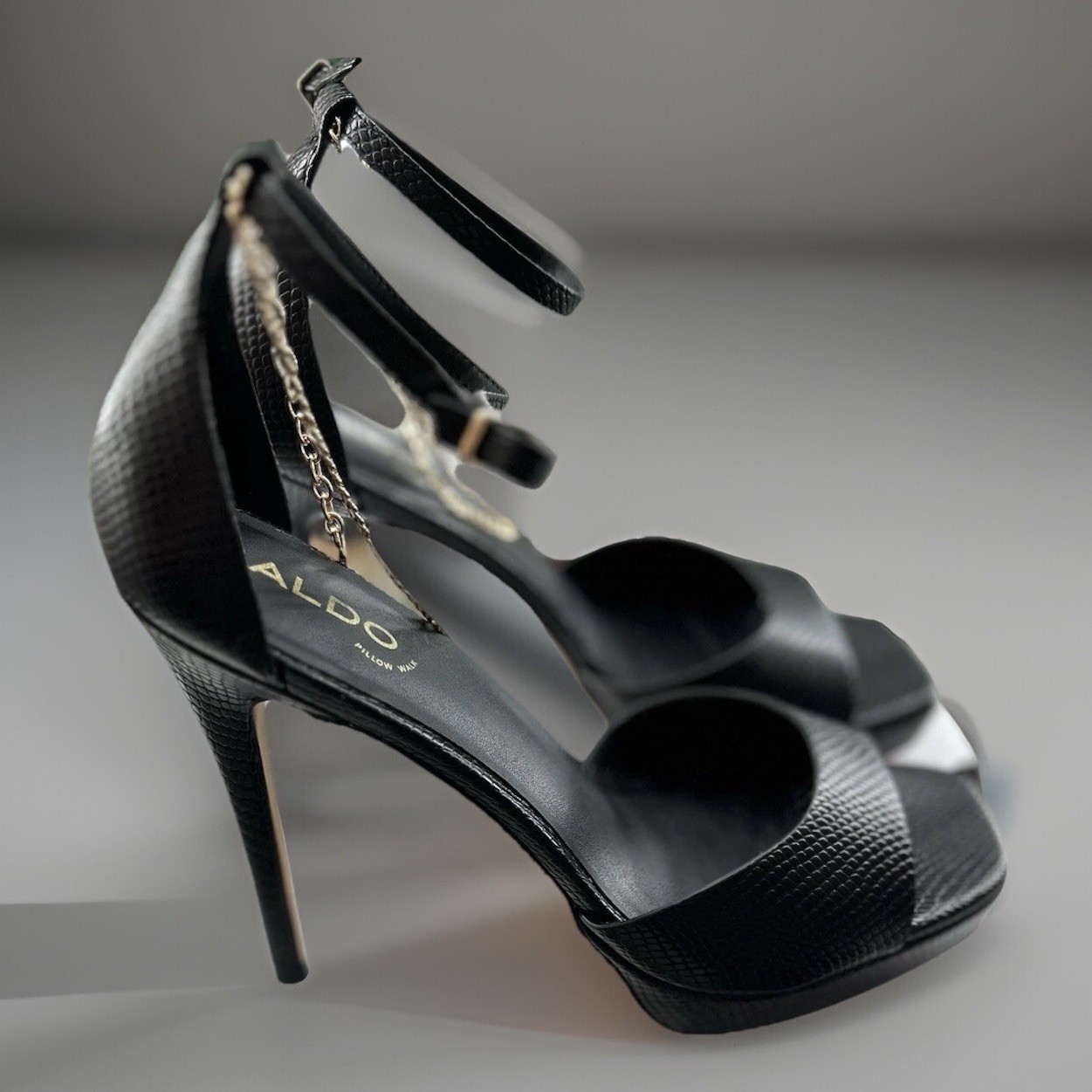 ALDO Priscilla Black Stiletto Heels 5 Inch for Women Size 8.5