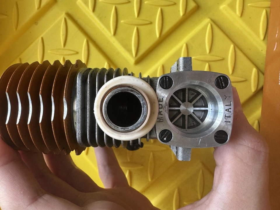 Novarossi 35PLUS21LC/WC09 2009 Lostallo World Champion Limited Edition - Image 4 of 4