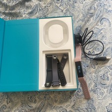 Fitbit Alta HR Activity Tracker-Sm, Gray Band ,Used, Tested w/ Extra Bands