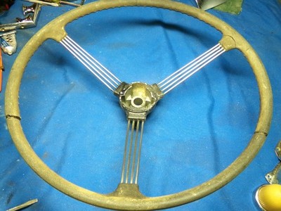 Vintage Original Banjo 4 SS wire Speedboat or Car 3 Spoke Steering Wheel..