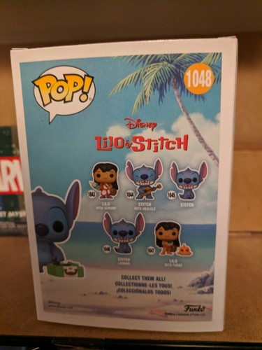 Funko Pop Shop Exclusive 1048 Disney Lilo & Stitch with Record Player Figure New - Picture 3 of 6