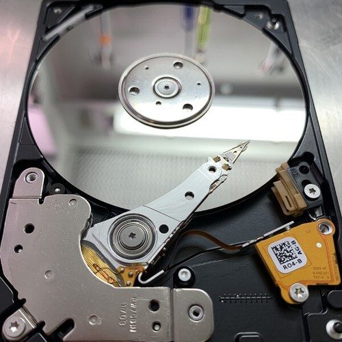 Seagate Datenrettung 2TB ST2000LM015 2E8174-500 Interne Festplatte Rest - Bild 3 von 3