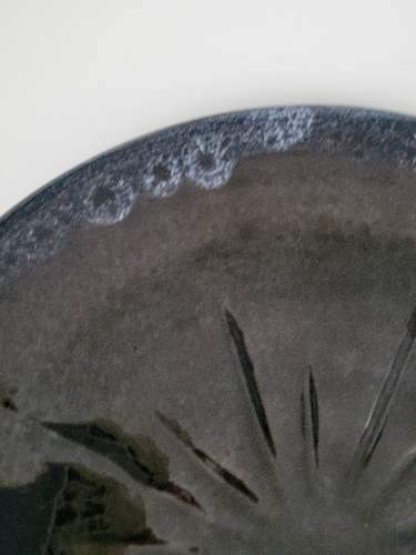Vtg Van Briggle Original HandCarved Colo.Sprgs FW Black Drip Glazed Plate 10.75" - Picture 7 of 14