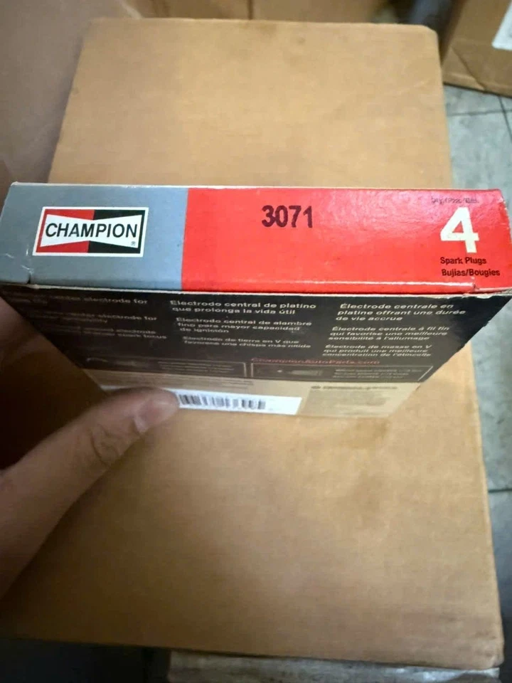 Paquete de 4 bujías Champion Platinum juego para TOYOTA CAMRY 1992-1995 L4-2,2 L ps Foto 2 de 2