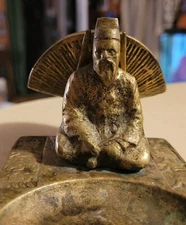 VINTAGE BRASS KOREA FIGURINE ASHTRAY. VINTAGE BRASS ASHTRAY. BRASS FIGURINE. 