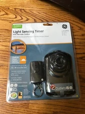 GE OUTDOOR PLUG-IN LIGHT SENSING TIMER w/REMOTE CONTROL-Model 15143  NEW