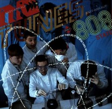 MC Tunes vs. 808 State - Tunes Splits The Atom 7in (VG+/VG+) '