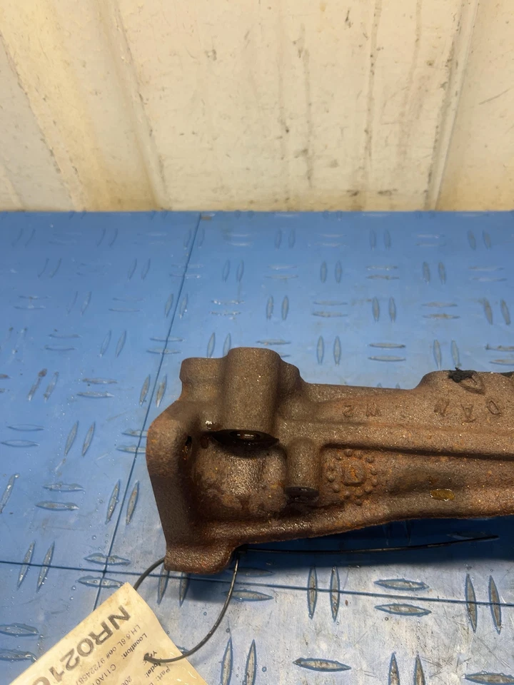 Colector de escape GMC SIERRA 2500 01-16 LH6,6 L OE# 97224587 Foto 2 de 4