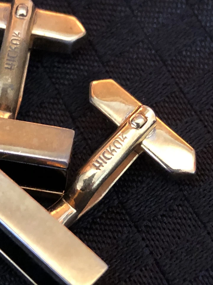 vintage gold estate cufflinks Hickok Signed Gold Tone Black Onyx - image 2 of 3