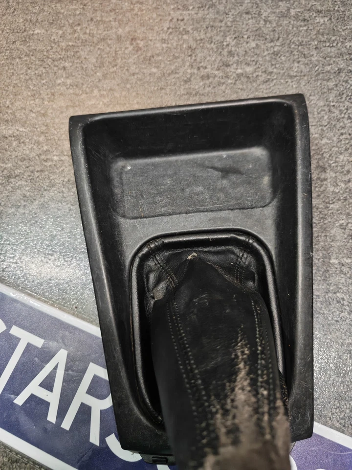 1998-2002 Subaru Forester 5 Speed Manual Shift Leather Boot Trim - Image 3 of 4