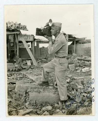 # 22 OLD WW2 MILITARY PHOTO WAR PHOTOGRAPHER IN ACTION SNAPSHOT