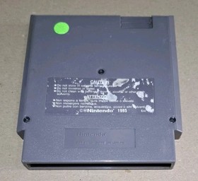 Nintendo Nes "Wizards & Warriors" Game Cartridge