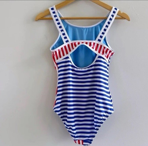 Girls Speedo One Piece Swimsuit Red White Blue Stripe Size 16 - Picture 2 of 4