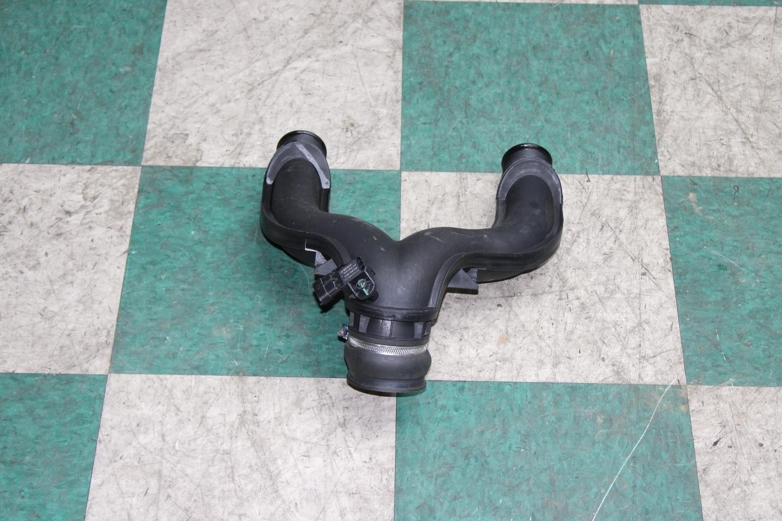 14-24 Quattroporte 3.8L Motor Engine Air Intake Tube Duct Resonator OEM Factory