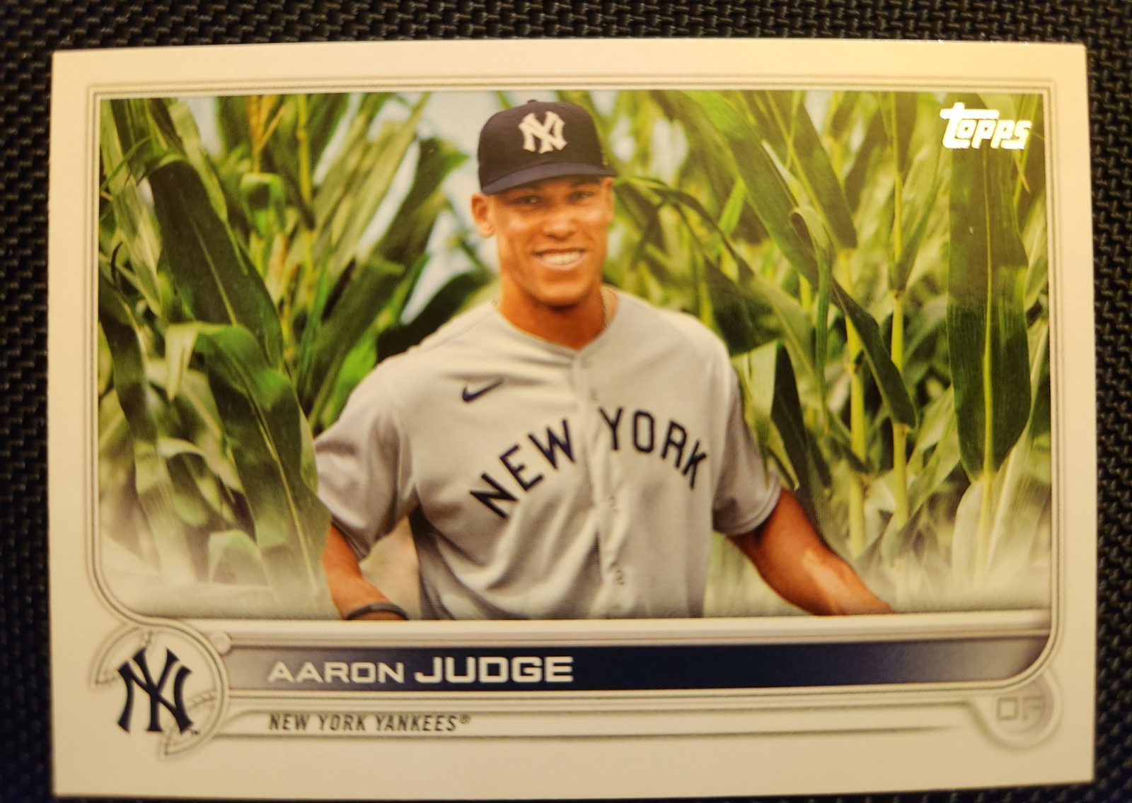 2022 Topps #99 AARON JUDGE Field of Dreams Image Variation SP Yankees