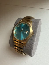 Marc Jacobs Women’s Watch Blue And gold Stretchy Band