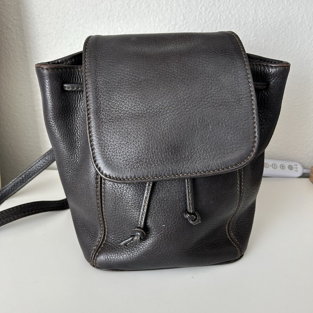 バッグ Vintage COACH Drawstring Nubuck Backpack Vintage Coach Sonoma Brown Pebbled Leather Drawstring Backpack H7B