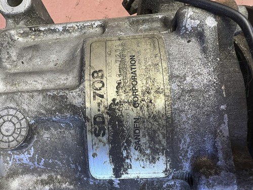 86 Mazda RX7 AC Compressor Air Conditioning SD-708 Sanden "READ" OEM 13B 86-88 - Picture 3 of 9