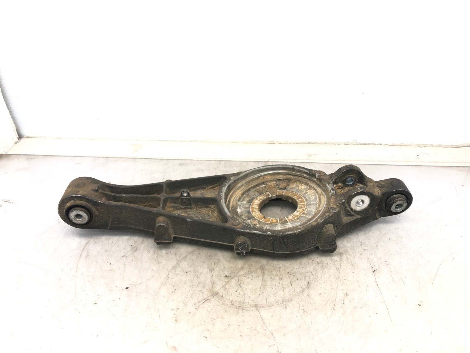 2017-2020 MASERATI LEVANTE LEFT DRIVER REAR LOWER CONTROL ARM OEM